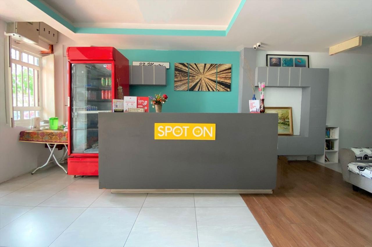 فندق Spot On 90283 Twenty Seven Muntri تانجونغ بونغاه المظهر الخارجي الصورة